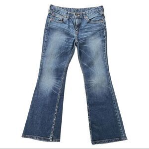 Levi’s Medium Wash 5 Pocket Womens Jeans